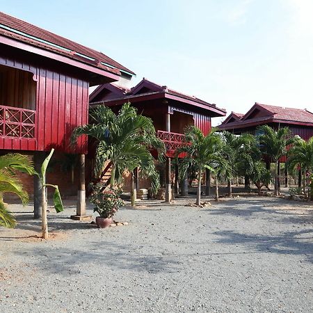 Khmer House Bungalow Hotel Kep Exterior photo